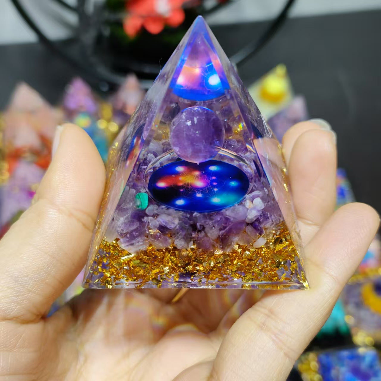 Crystal pyramids Blind Box game live