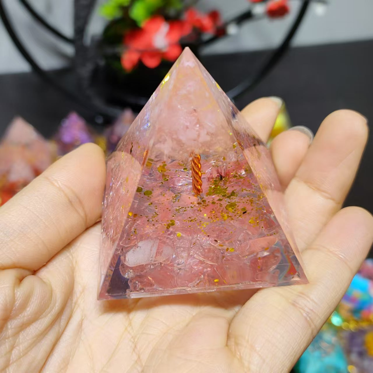 Crystal pyramids Blind Box game live